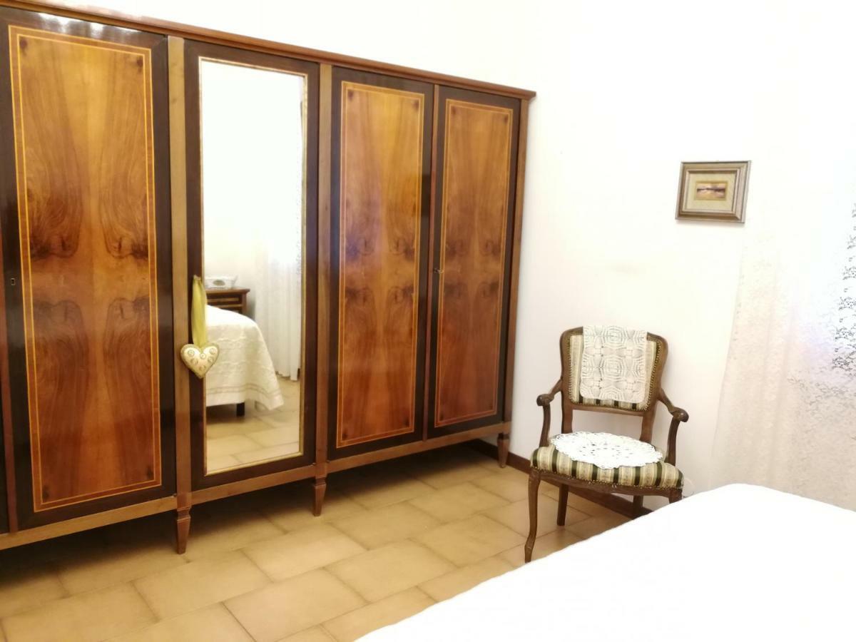 Da Adria Al Corvenale - Casa Vacanze Carrara - Villa Eksteriør billede