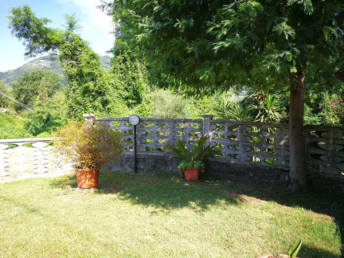 Da Adria Al Corvenale - Casa Vacanze Carrara - Villa Eksteriør billede