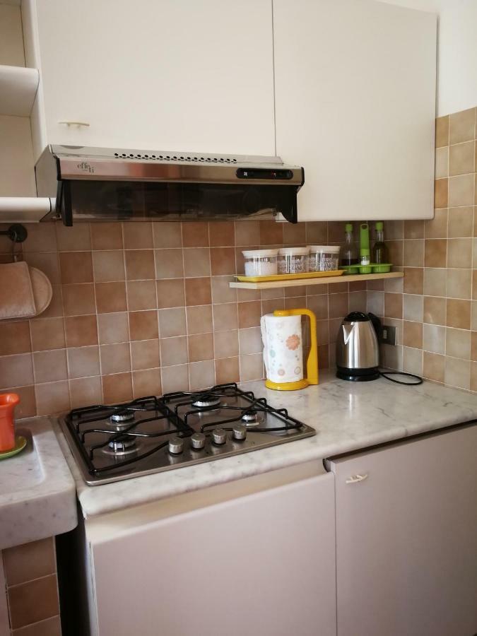 Da Adria Al Corvenale - Casa Vacanze Carrara - Villa Eksteriør billede