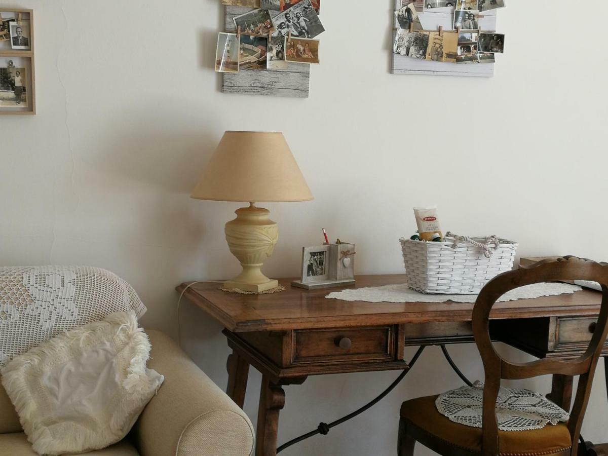 Da Adria Al Corvenale - Casa Vacanze Carrara - Villa Eksteriør billede